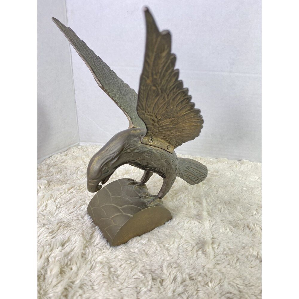 Brass Eagle VTG Perched Pose on Tree 8.5 x‎ 8 inches Heavy Offce Home Decor